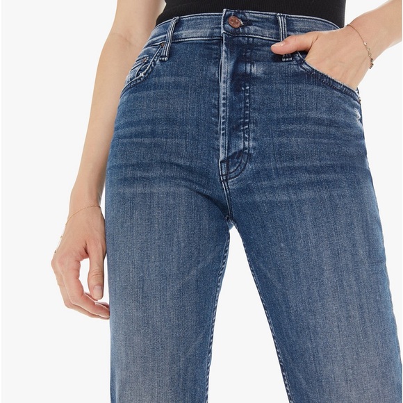 Tomcat Hover Women’s Straight Leg Jeans in Out for the Evening wash - Picture 3 of 13